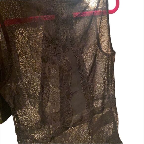 ✨ GUESS womens Rosaly Sleeveless Lace Bodysuit✨ - Picture 6 of 7